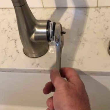 Fix Kitchen Faucet Handle: New Easy Way 2024