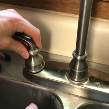 Kitchen Faucet Handle Leaking: Quick Fix Solutions!
